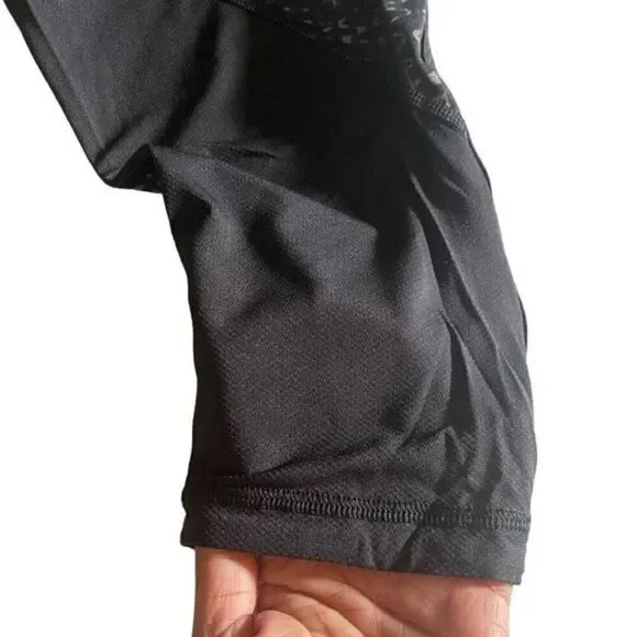 Lululemon Athletica Capri Pant - Picture 3 of 5